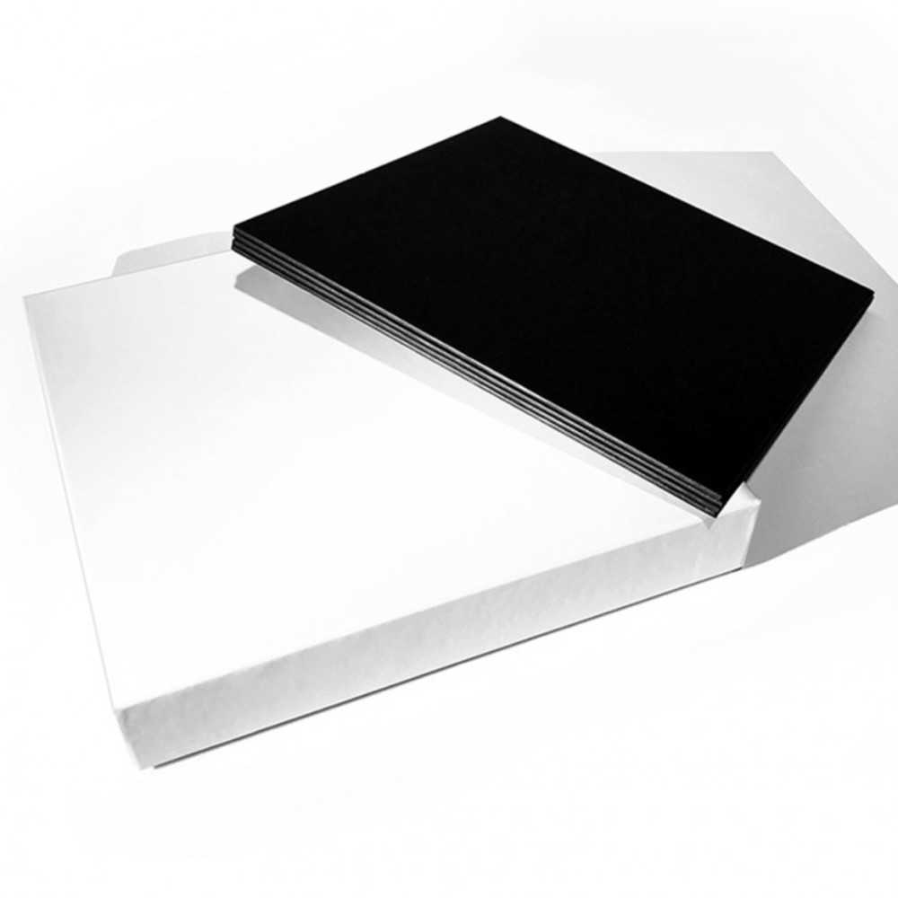 Blank: Gb: 4fold 18"X18" with Box