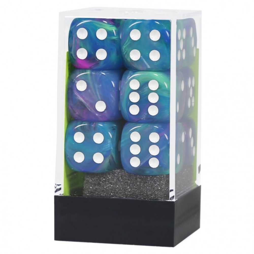 D6 Cube16mm Festive Waterlily Wh (12)