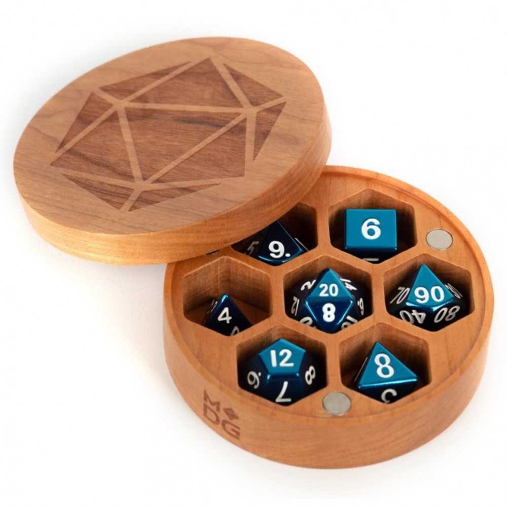 Wood Round Chest Dice Case: Cherry