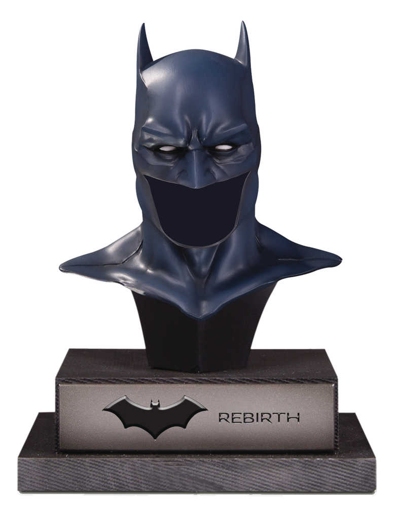 DC Gallery Batman Rebirth Cowl