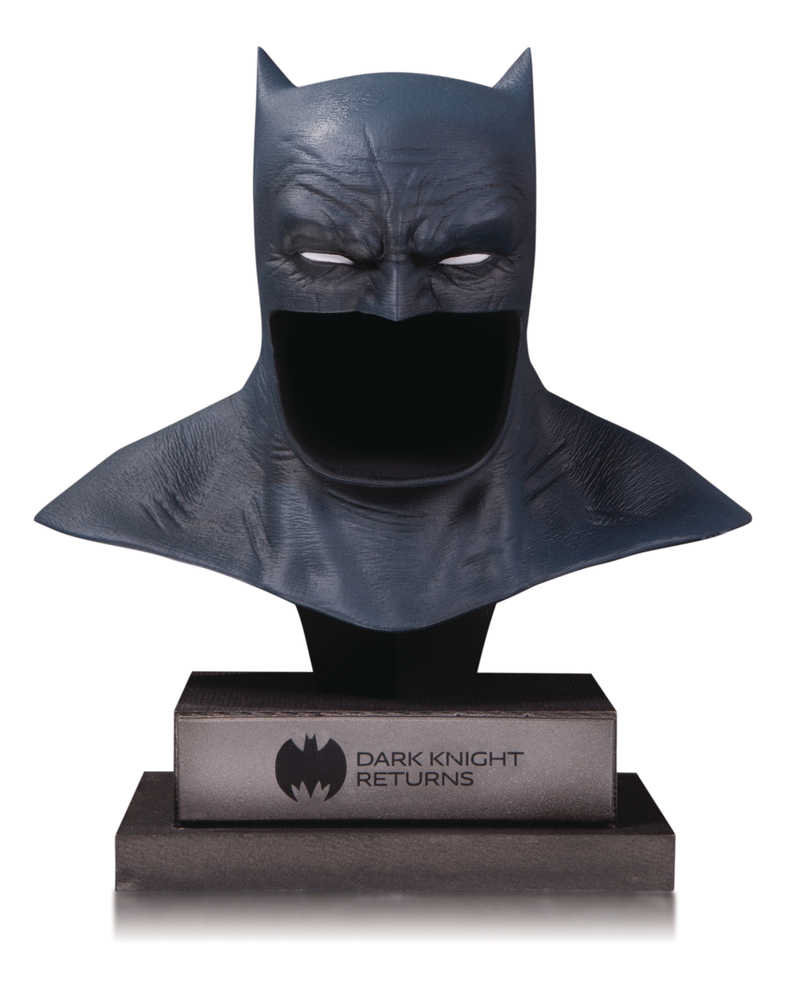DC Gallery Dark Knight Returns Cowl