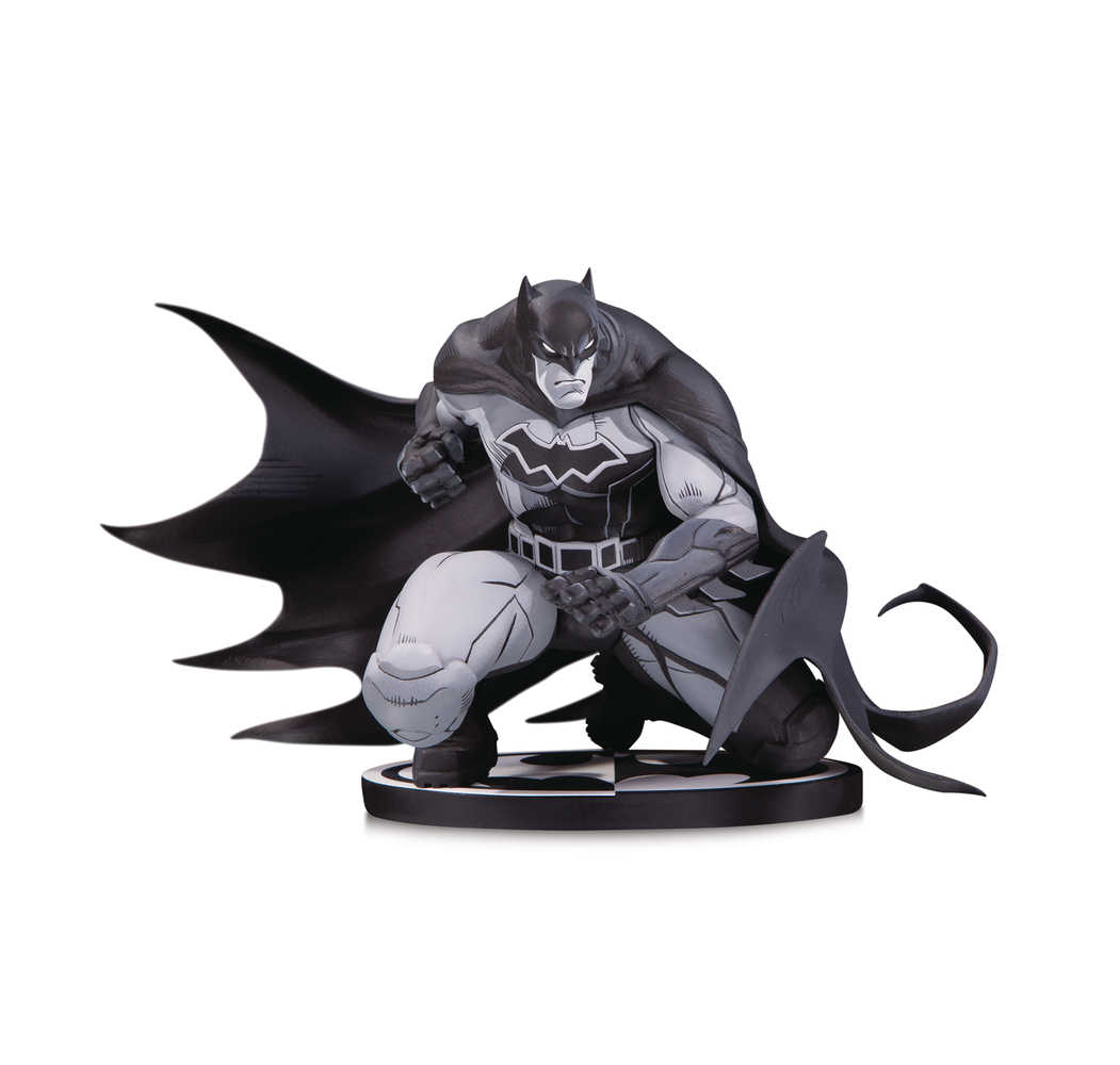 Batman Black & White Statue By Joe Madureira