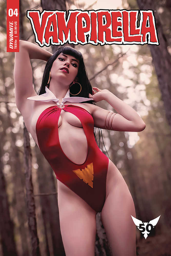 Vampirella #4 Cover E Cosplay