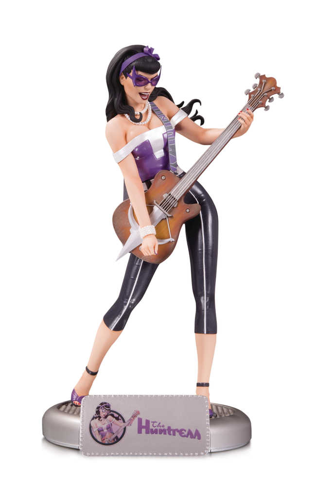 DC Bombshells The Huntress Statue