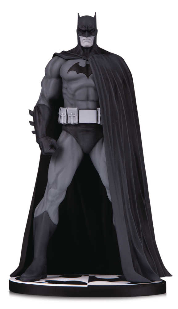Batman Black & White Ver 3 By Jim Lee Statue