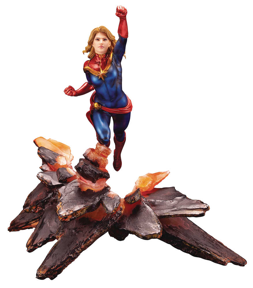 Marvel Universe Captain Marvel Artfx Premier Statue 
