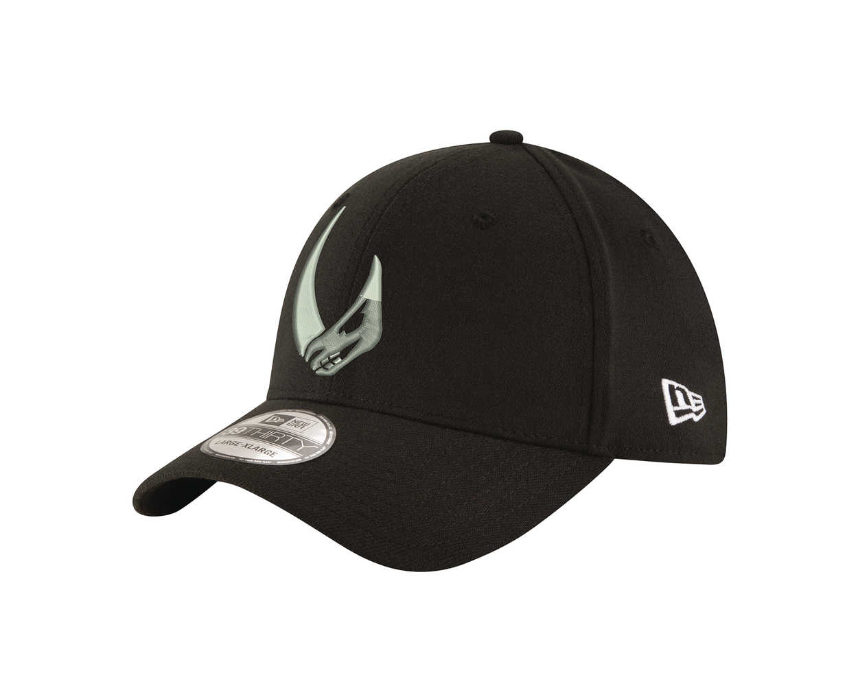 Star Wars Mandalorian Signet Black & Silver Previews Exclusive 3930 Flexfit Cap 