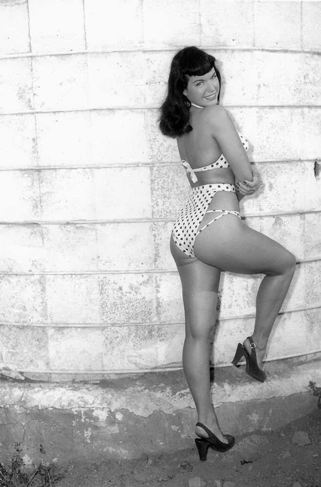 Bettie Page & Curse Of The Banshee #2 Cover S 11 Copy Variant Edition Vinyl